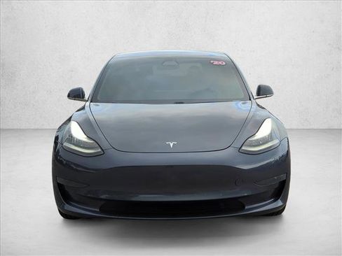 Used 2020 Tesla Model 3 Standard Range image 2