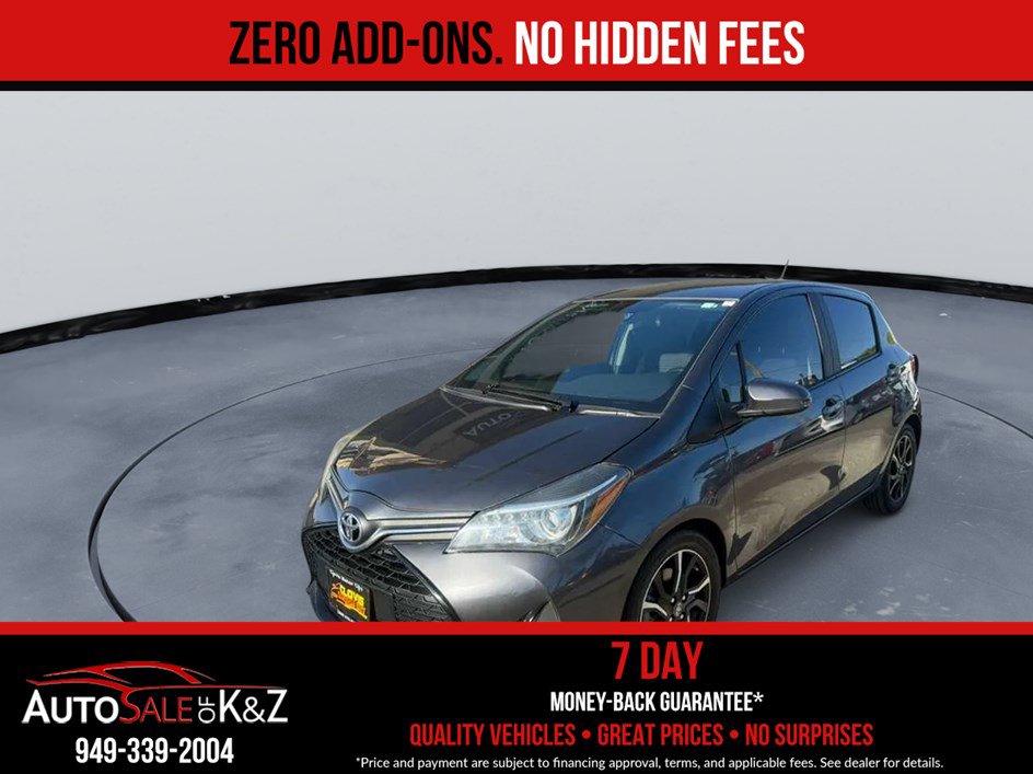 Used 2017 Toyota Yaris SE w/ Carpet Mat Package FWD image 4