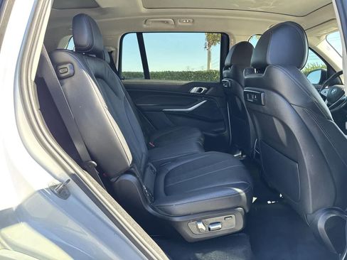 Used 2022 BMW X7 xDrive40i w/ Premium Package image 40