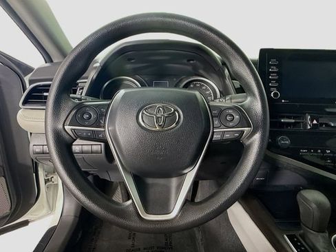 Certified 2022 Toyota Camry LE FWD image 13