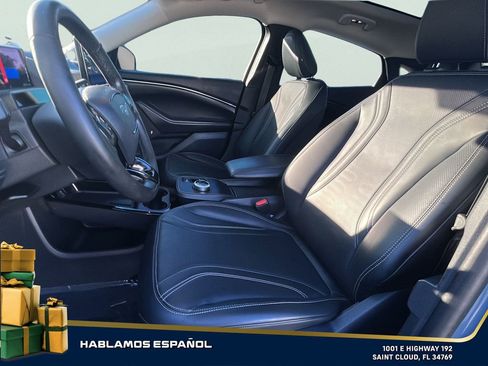 Used 2023 Ford Mustang Mach-E Premium image 14