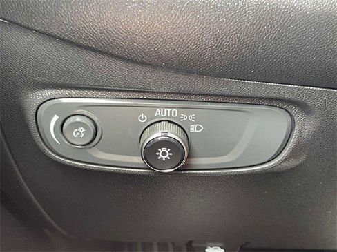 Certified 2022 Chevrolet Equinox LT image 28