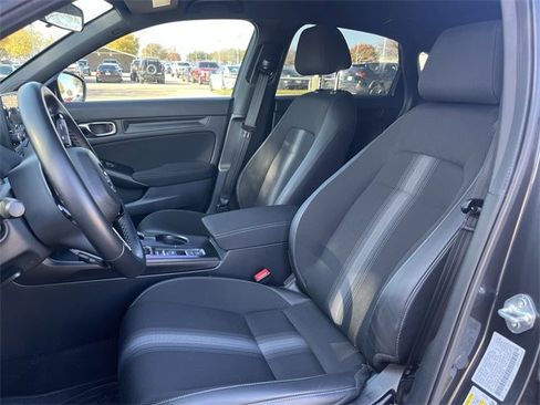 Used 2025 Honda Civic Sport image 27