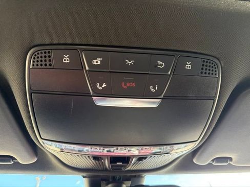 Used 2018 Mercedes-Benz C 300 Sedan image 28