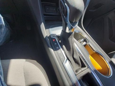 Used 2024 Chevrolet Equinox LS w/ LPO, Floor Liner Package FWD image 16