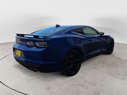 Used 2021 Chevrolet Camaro SS image 5