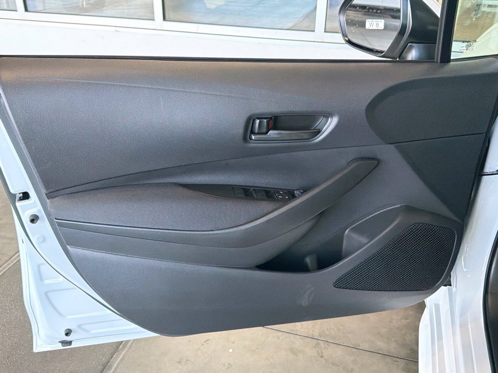 New 2027 Toyota Corolla LE FWD image 15