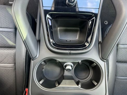 Certified 2025 Porsche Cayenne GTS image 29