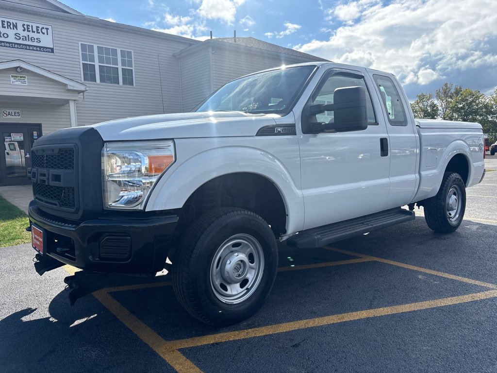 Used 2011 Ford F250 XL AWD/4WD image 2