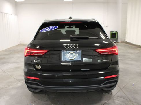 Used 2025 Audi Q3 2.0T Premium AWD/4WD image 8
