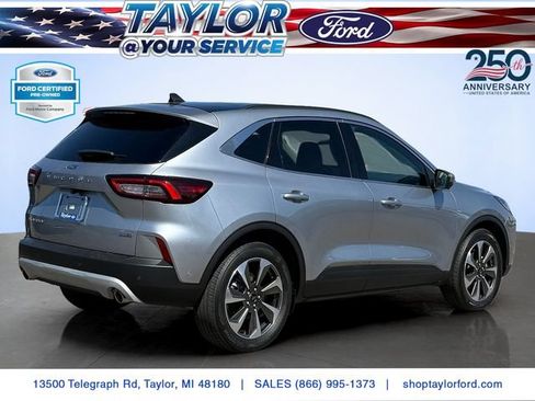 Certified 2023 Ford Escape Platinum w/ Premium Technology Package AWD/4WD image 4