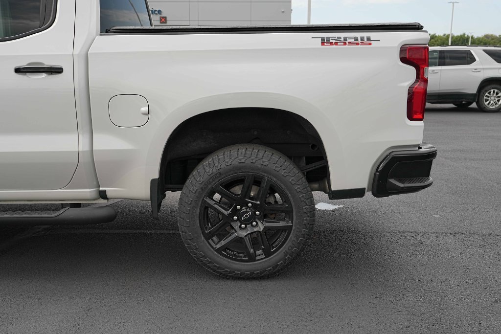 Used 2021 Chevrolet Silverado 1500 LT Trail Boss w/ Bed Protection Package AWD/4WD image 14