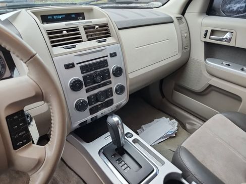 Used 2009 Mercury Mariner Premier image 10