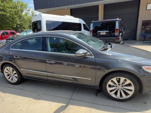 Used 2012 Volkswagen CC Sport FWD image 14
