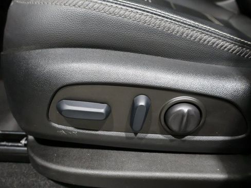 Used 2022 GMC Terrain Denali image 12