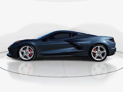 Used 2021 Chevrolet Corvette Stingray Preferred Cpe w/ Z51 Performance Package image 8