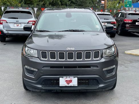 Used 2019 Jeep Compass Sport FWD image 2