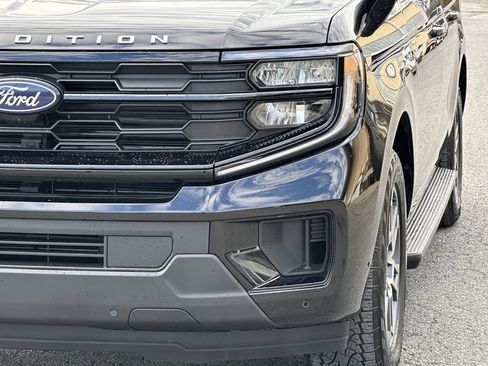Used 2025 Ford Expedition Max Active image 49