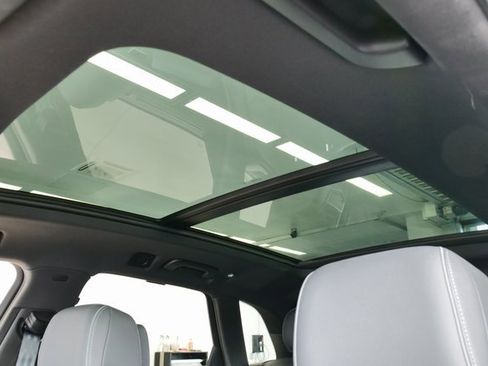 Certified 2025 Audi Q5 Prestige w/ Prestige Package image 33