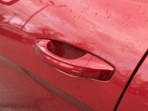 Used 2021 Volkswagen Atlas SEL Premium image 17