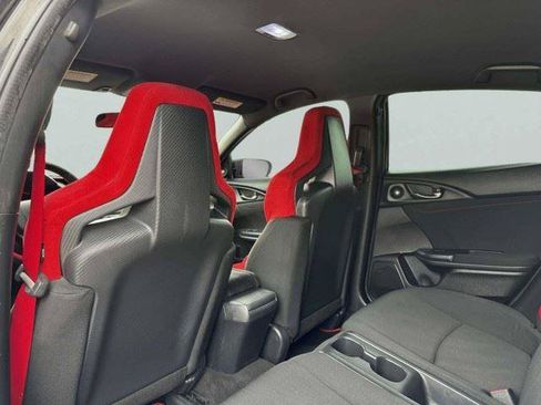 Used 2019 Honda Civic Type R image 36
