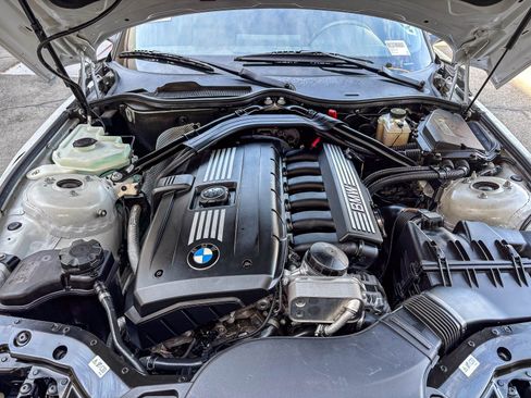 Used 2011 BMW Z4 sDrive30i RWD image 14