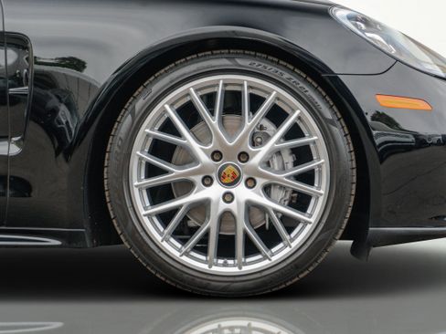 Used 2022 Porsche Panamera 4 Platinum Edition image 67