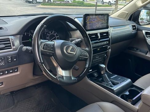 Used 2023 Lexus GX 460 Premium AWD/4WD image 19