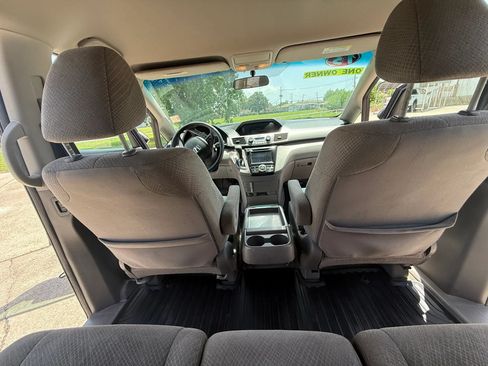 Used 2015 Honda Odyssey EX image 21