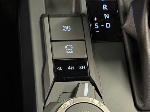 New 2026 Toyota Tacoma SR5 AWD/4WD image 30