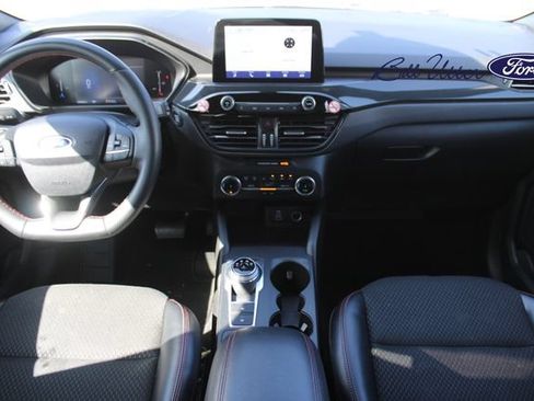 Used 2025 Ford Escape ST-Line FWD image 15