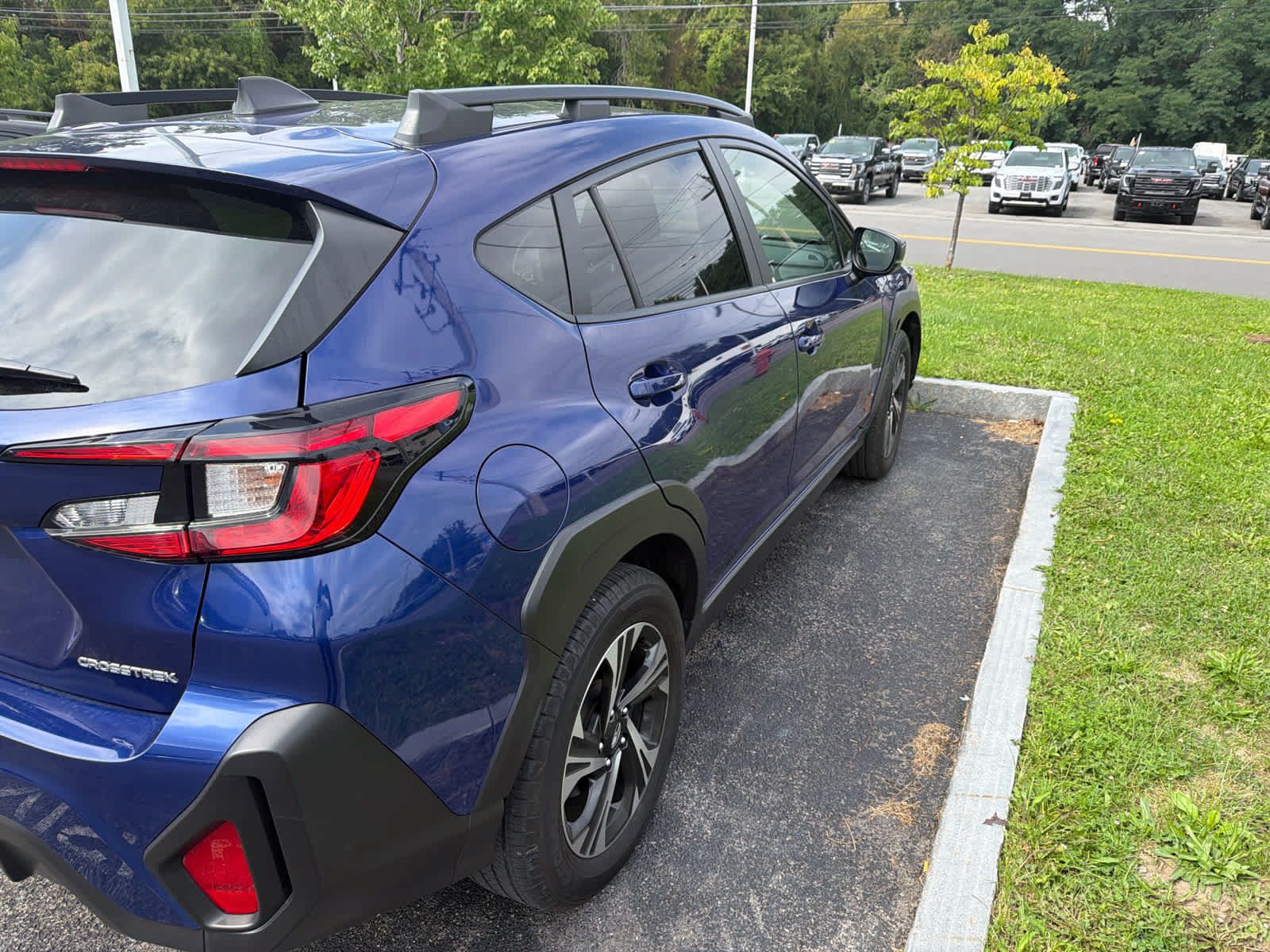 Used 2024 Subaru Crosstrek 2.0i Premium AWD/4WD image 20