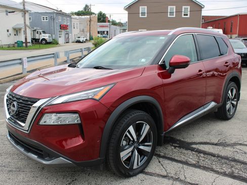 Certified 2023 Nissan Rogue SL w/ SL Premium Package AWD/4WD image 1