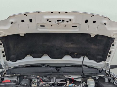 Used 2007 GMC Sierra 2500 SLE w/ EZ-Lift Tailgate Package RWD image 31