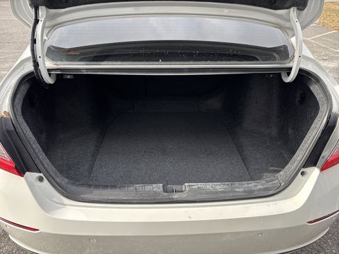 Used 2021 Honda Accord Touring image 5