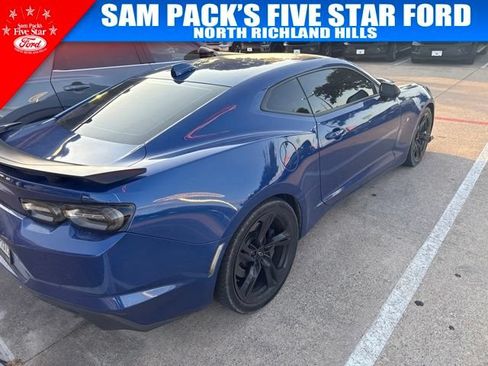 Used 2020 Chevrolet Camaro SS RWD image 4