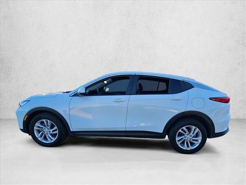 Used 2025 Buick Envista Preferred image 8