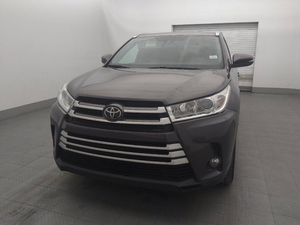 Used 2019 Toyota Highlander XLE AWD/4WD image 15