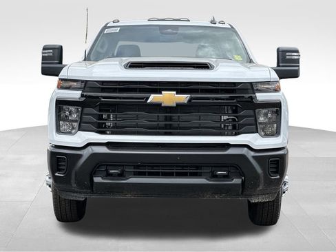 New 2025 Chevrolet Silverado 3500 W/T image 6