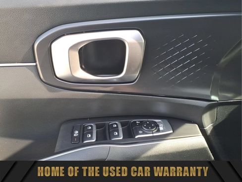 Used 2025 Kia Sorento S FWD image 13