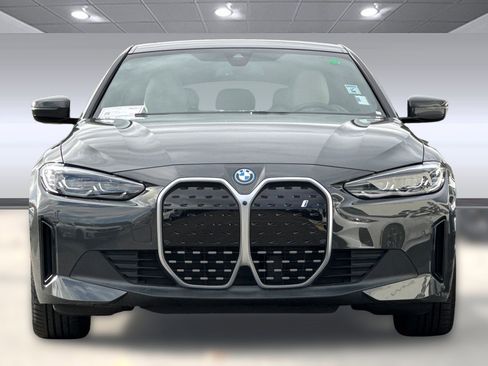 Certified 2023 BMW i4 eDrive40 w/ Premium Package image 5