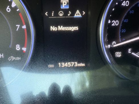 Used 2016 Toyota Highlander XLE FWD image 27