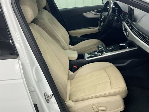 Used 2017 Audi A4 2.0T Premium image 22