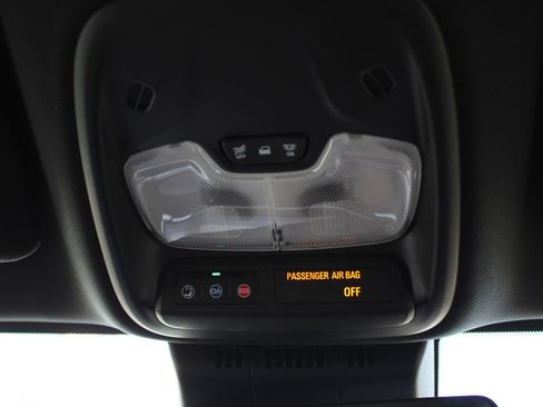 Used 2023 GMC Canyon AT4 w/ Technology Package AWD/4WD image 38