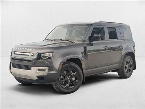 Used 2025 Land Rover Defender 110 S image 1