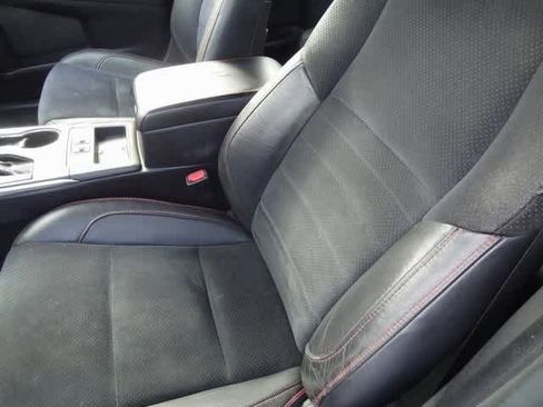 Used 2015 Toyota Camry XSE image 7