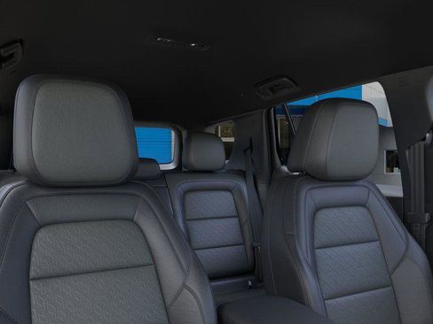 New 2026 Chevrolet Equinox LT w/ Convenience Package II AWD/4WD image 24