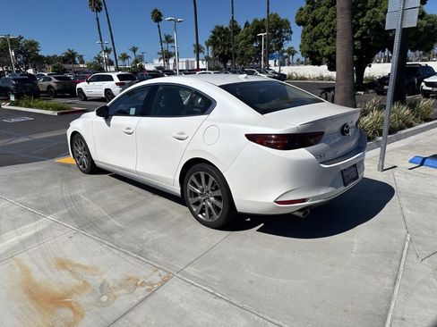 Used 2021 MAZDA MAZDA3 s image 13