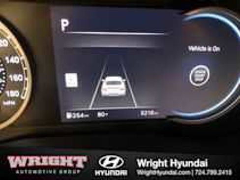 Certified 2025 Genesis G70 2.5T w/ Sport Prestige Package image 19