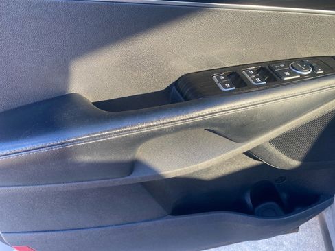 Used 2020 Kia Sorento EX image 36